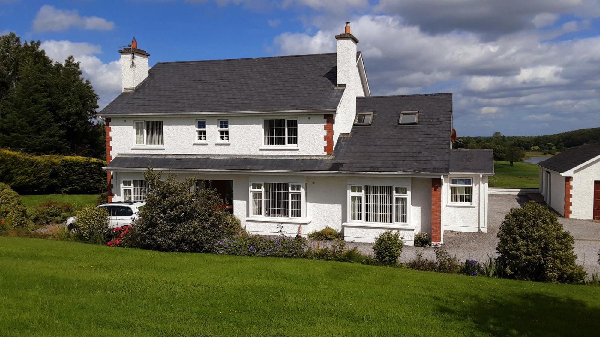Hawthorn Lodge Belturbet Bagian luar foto